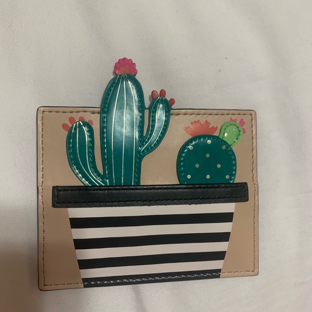 Kate Spade♠️ Cactus wallet